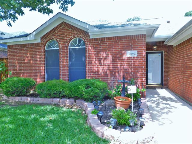 Building Photo - 3840 Chimney Rock Dr