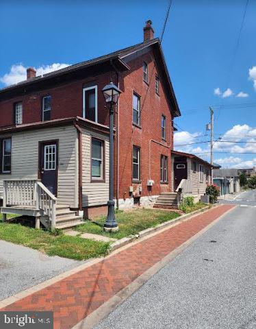Building Photo - 30 S Poplar St