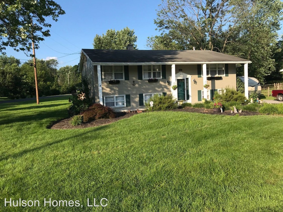 Primary Photo - 4 br, 2.5 bath House - 24 Trout Trail