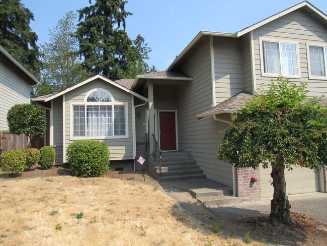 Building Photo - 13008 NE 200th Pl