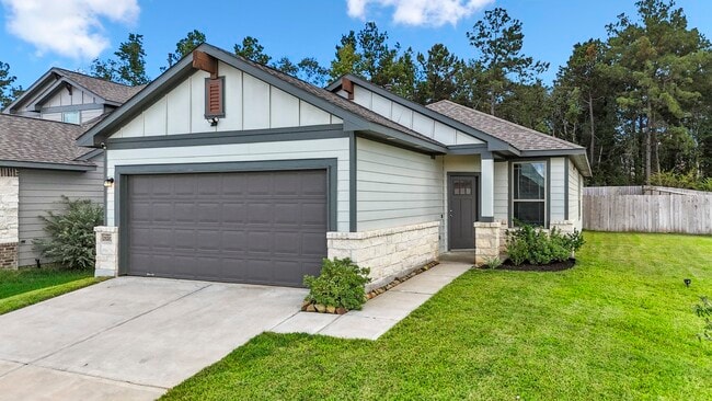 Building Photo - 25207 Pomegranate Pl