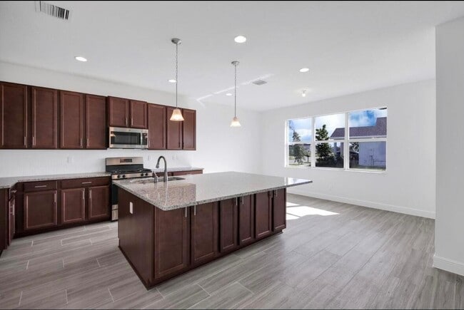 Photo - 19654 Split Rail Run (Loxahatchee, FL) House