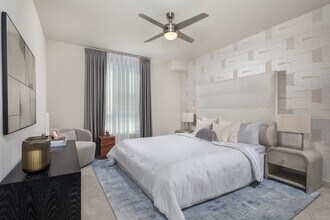 Building Photo - Aliso