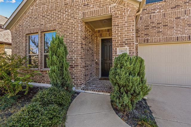 Building Photo - 16608 Lincoln Park Ln