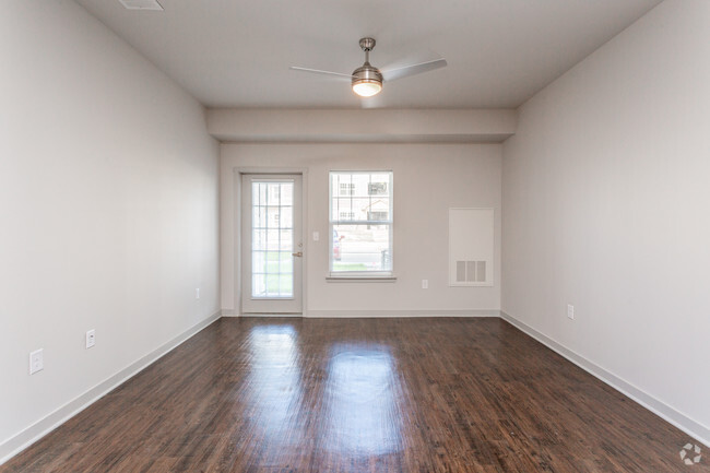 1BR, 1BA - 743 SF - Living Room - Lift at Jordan Creek