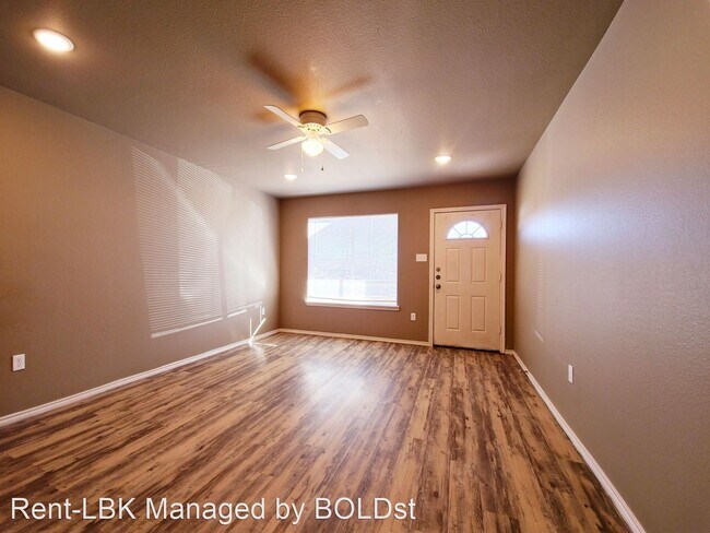 Foto del edificio - 3 br, 2 bath House - 604 Walnut Ave