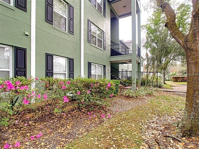 Foto del edificio - 1997 Dixie Belle Dr