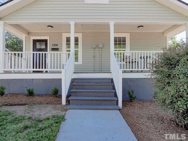 Building Photo - Room in House on Chester St