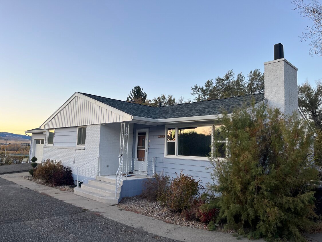 Primary Photo - 2322 Cannon St