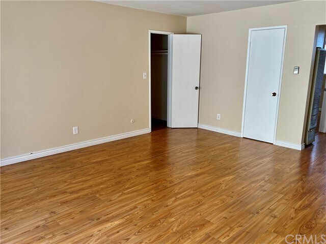 Foto del edificio - 1427 S Garfield Ave