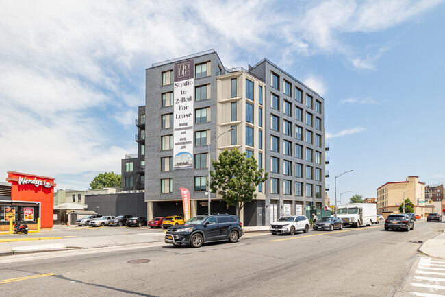 Building Photo - Noble