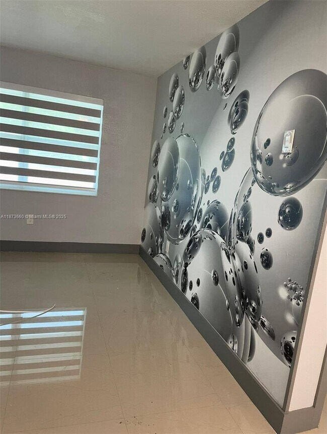 Foto del edificio - 3610 NW 211th St