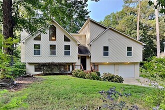 Building Photo - 507 Penny Ln