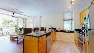 Building Photo - 430 Kaiolu St