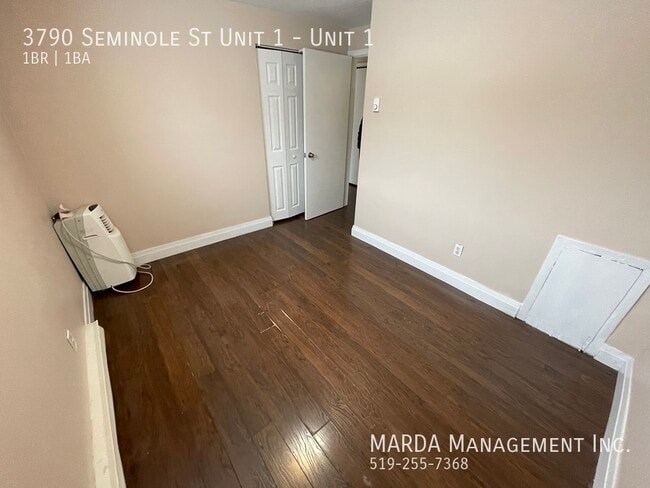 Building Photo - COZY 1BED/1BATH APT BUILDING IN EAST WINDS...