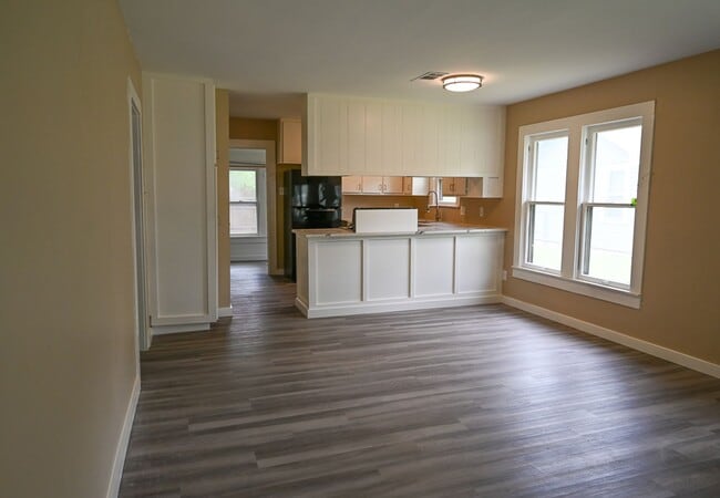 Building Photo - Charming 2 Bed 1 Bath Denton TX