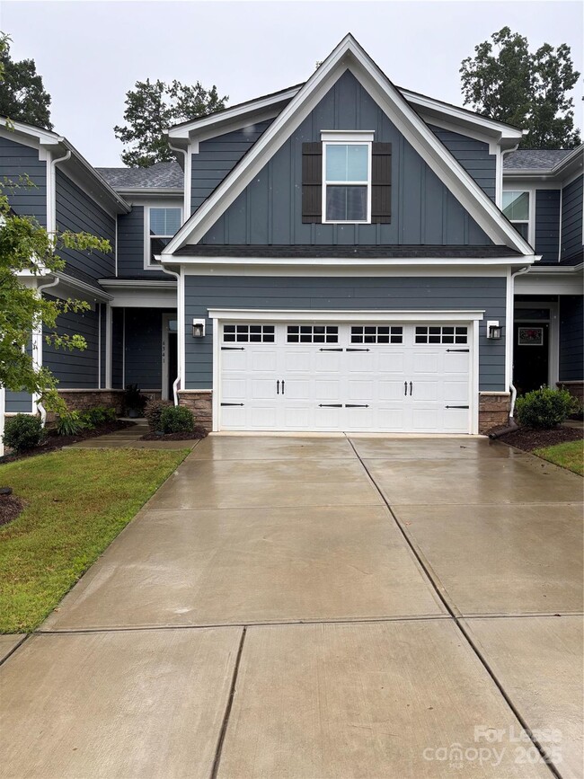 Building Photo - 6341 Ashton Pk Dr