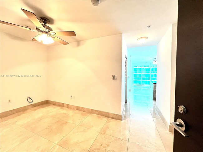 Foto del edificio - 1111 SW 1st Ave
