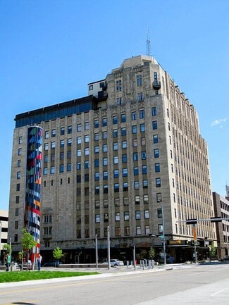 Building Photo - 128 S 13th St