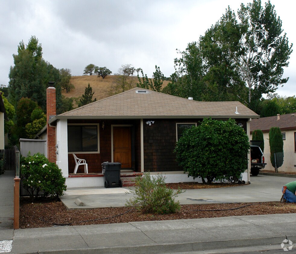 1133 3rd St, Novato, CA 94945 Apartments in Novato, CA