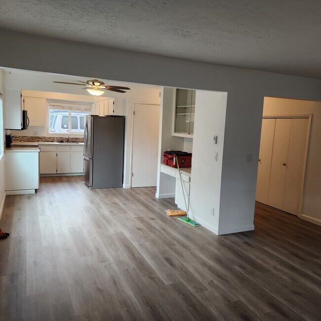 1144 NE Cornell Rd, Hillsboro, OR 97124 Townhome Rentals in Hillsboro