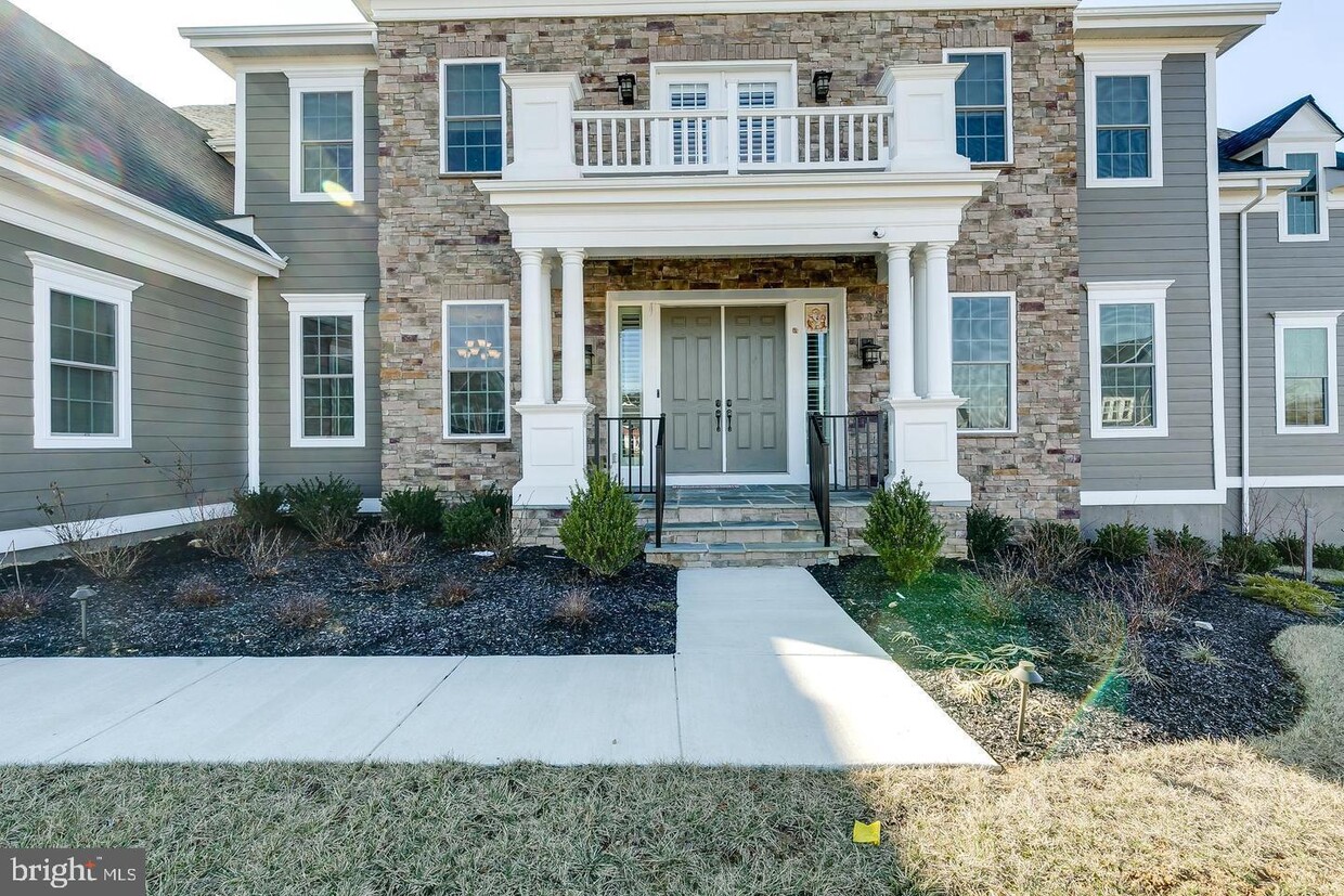 25925 Cameron Walk Pl, Aldie, VA 20105 House Rental in Aldie, VA