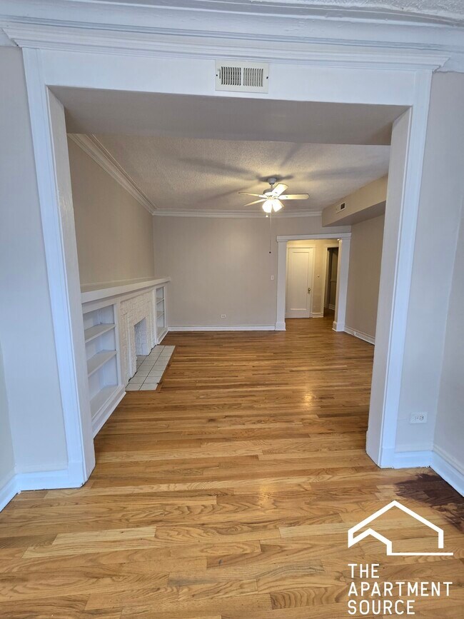 Foto del edificio - 7509 N Greenview Ave