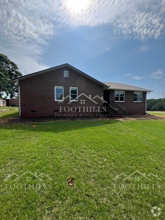 Building Photo - 300 Bill Mouchet Rd