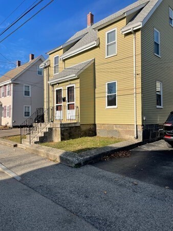 Primary Photo - 152 S Walnut St