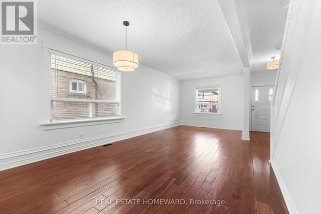 Building Photo - 93 Newmarket Ave