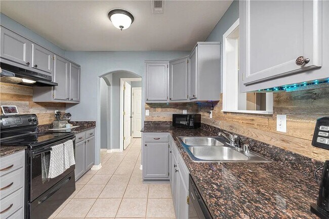 Foto del edificio - 421 Coopers Wy