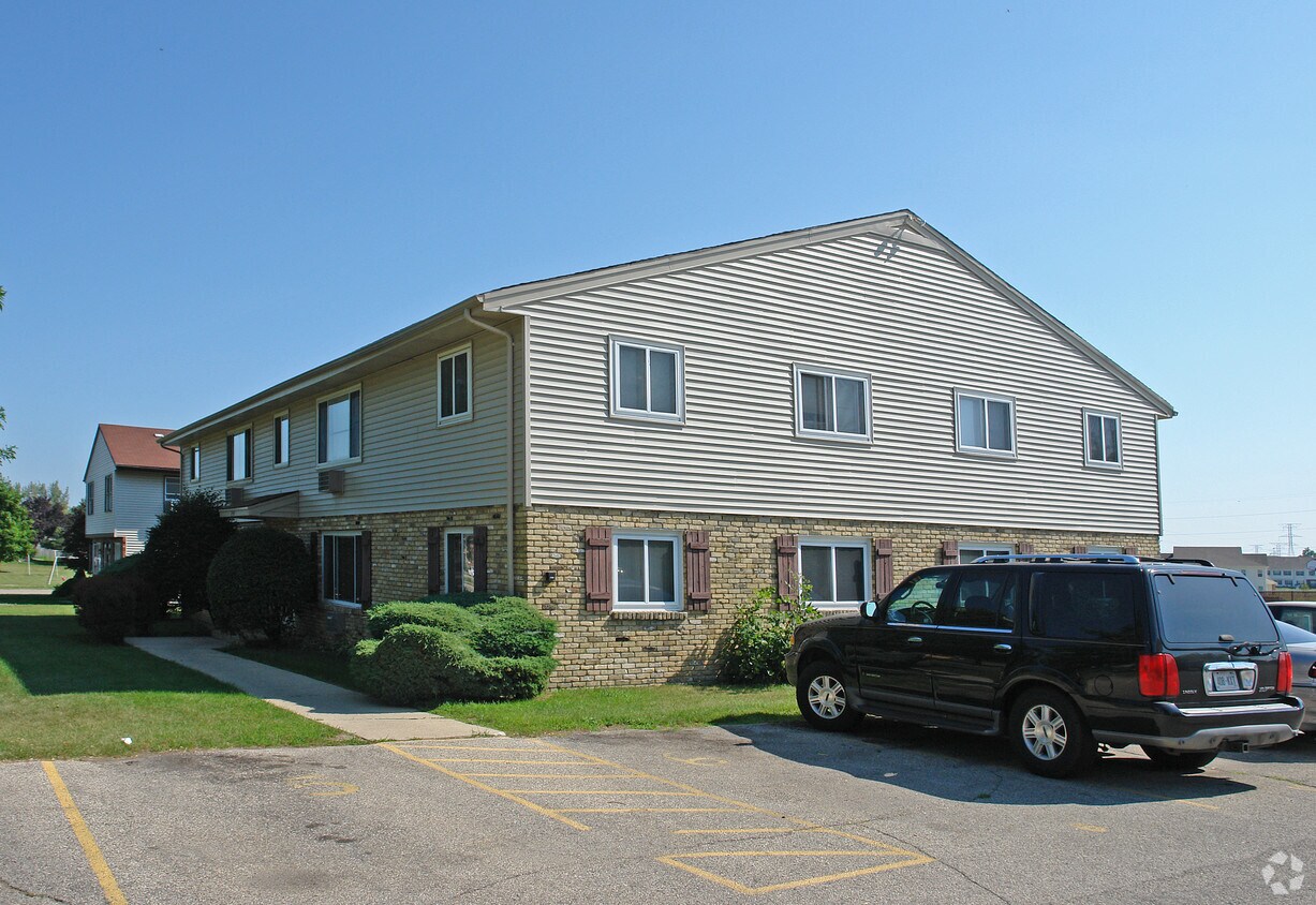 2929 87th St, Sturtevant, WI 53177 Apartments in Sturtevant, WI
