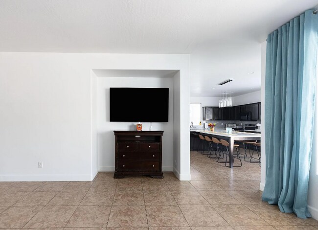 Foto del edificio - 3179 S Southwind Dr