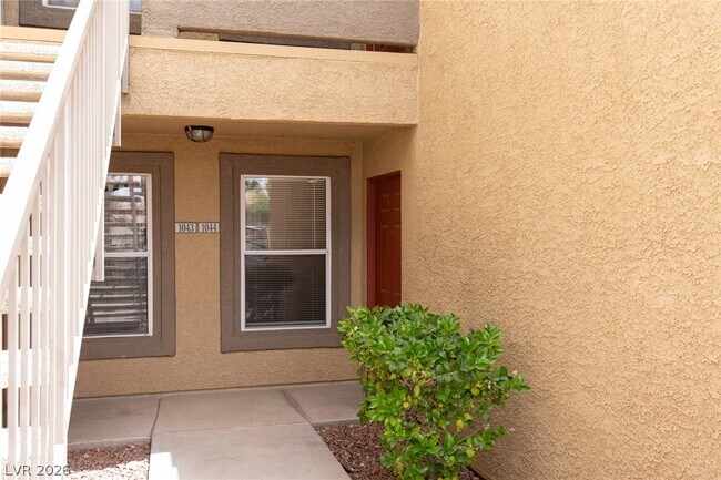 Foto del edificio - 2300 E Silverado Ranch Blvd