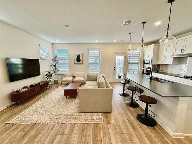 Foto del edificio - 2725 Woodall Dr