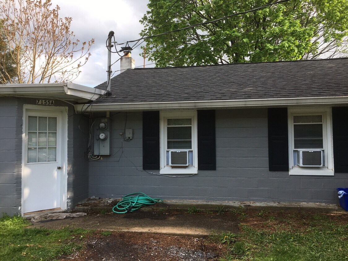 Primary Photo - 7155 Bowers Rd
