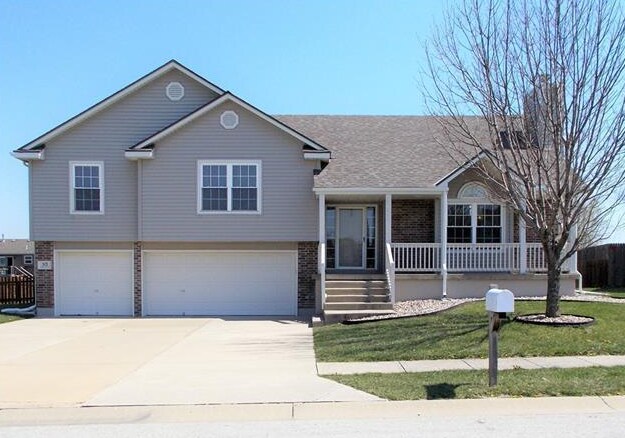 Primary Photo - 513 SW Brome Drive, Grain Valley, MO, 64029