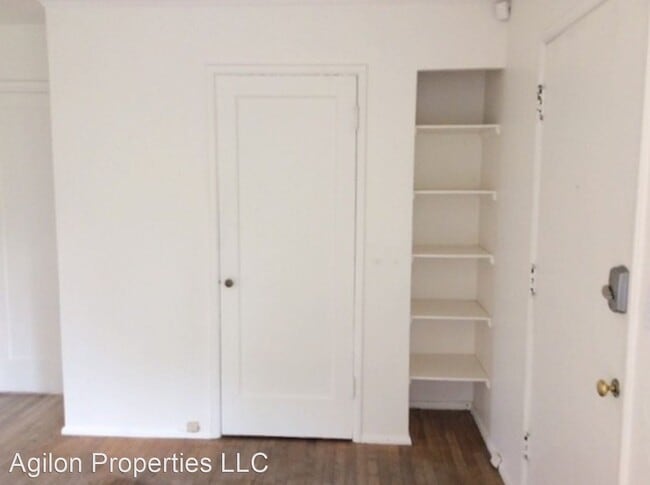 Building Photo - 2 br, 1 bath House - 4347 29th Ave W