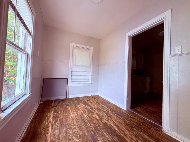 Foto del edificio - 120 N Hagerman St