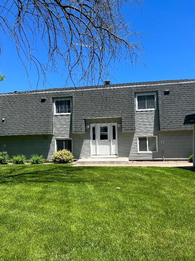 Foto principal - 2129 Hazel St