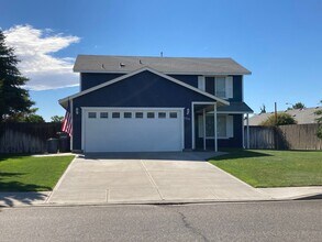 Building Photo - 5208 Robert Wayne Dr
