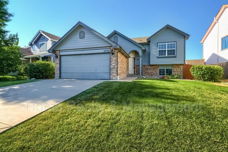 18764 E Linvale Pl, Aurora, CO 80013 House for Rent in Aurora, CO