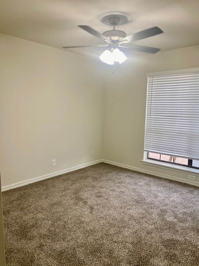 Foto del edificio - Garden Home