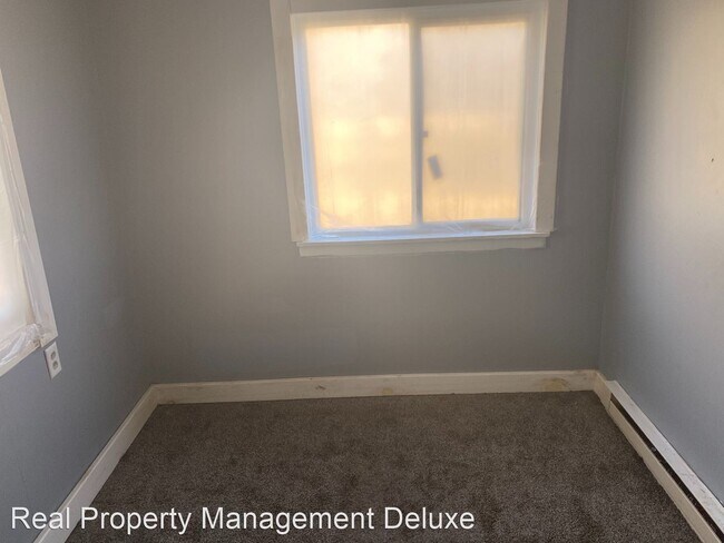 Building Photo - 2 br, 1 bath House - 2514 Oak St