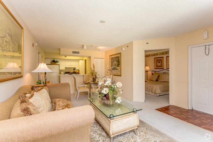 Vista Verde at Deerwood Rentals Miami, FL