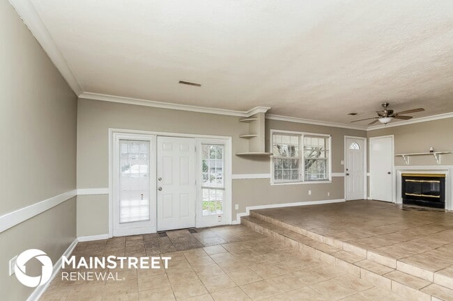 Building Photo - 8155 Tudor Dr