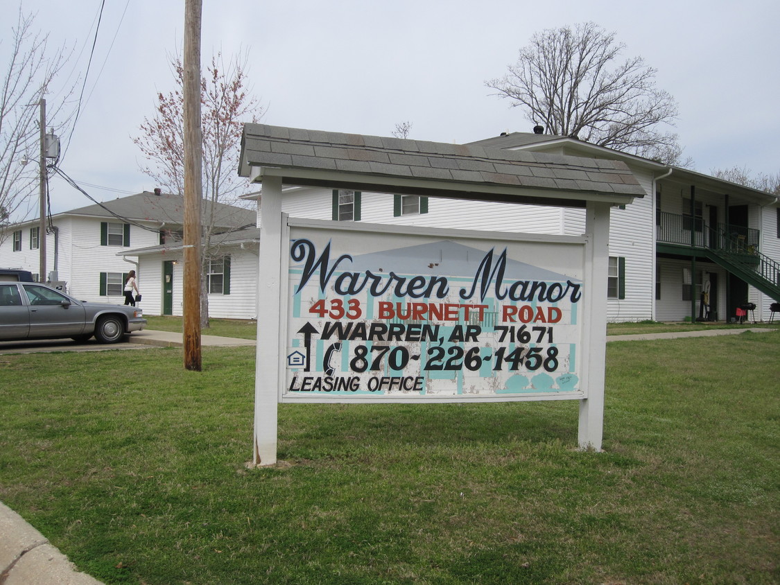 Foto principal - Warren Manor Apartments