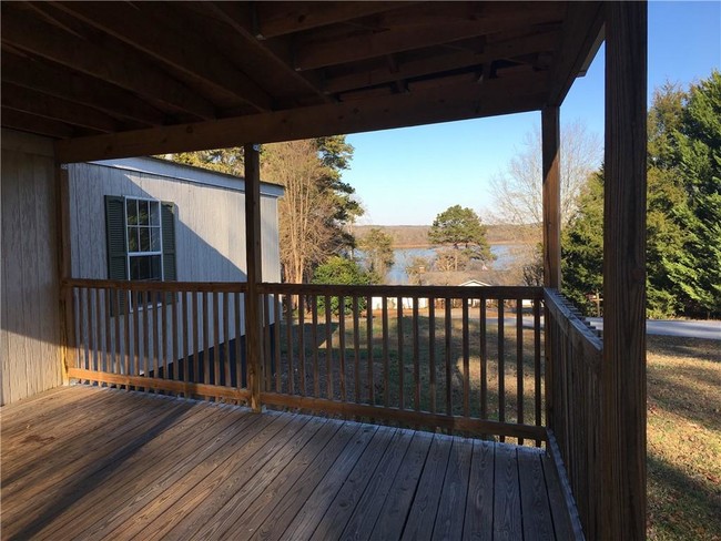 Foto del edificio - 284 Webb Heights Cir