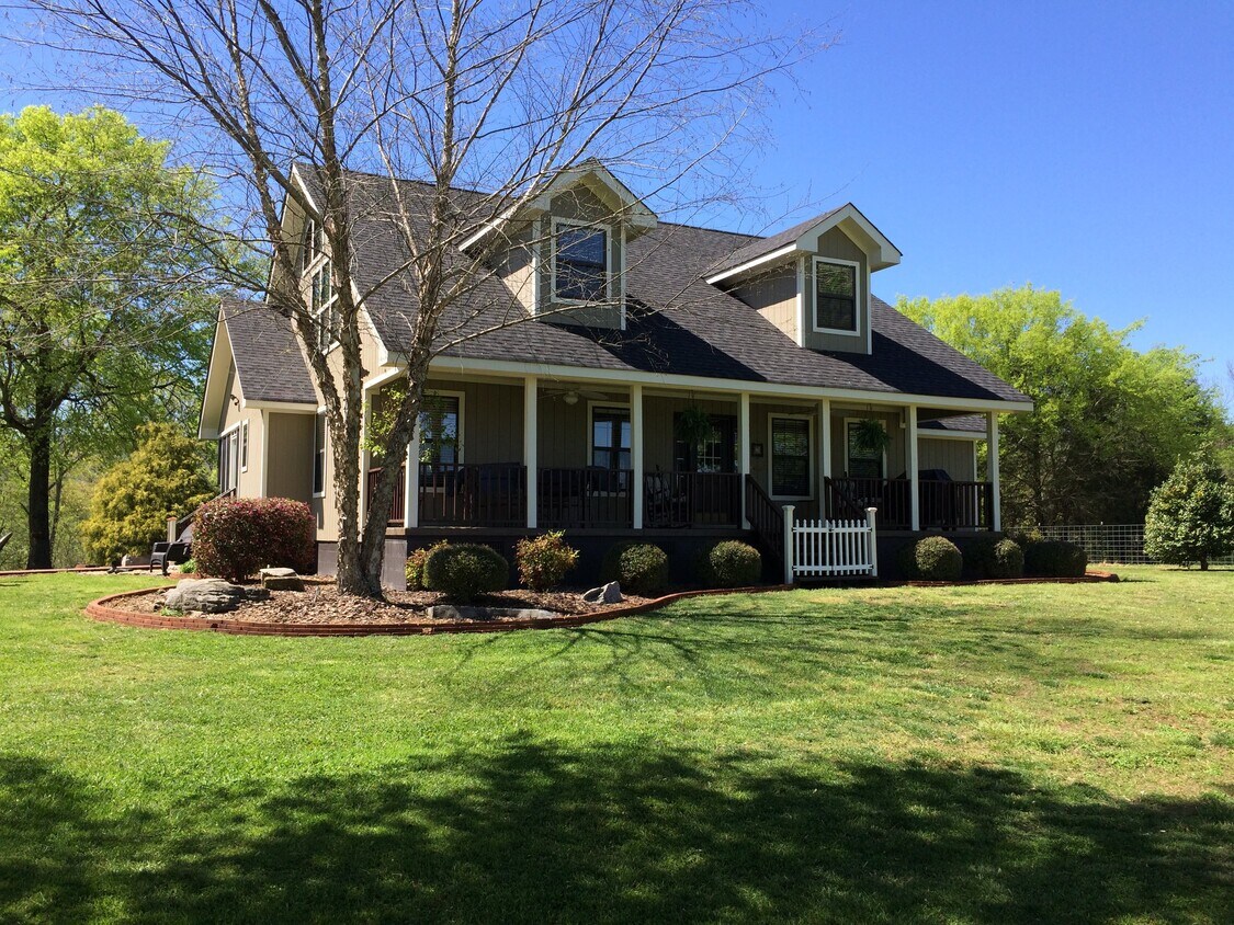 Foto principal - 1658 Hog Jowl Rd