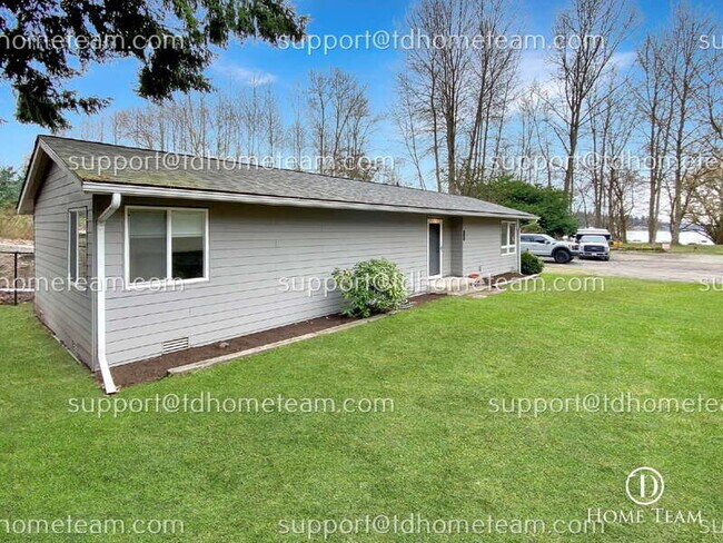 Building Photo - 9201 NE Juanita Dr
